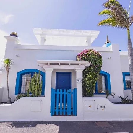 Villa Tiguaro Piscina Climat Jacuzzy Ac 9 12 Corralejo