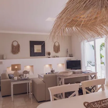 Tiguaro Piscina Climat Jacuzzy Ac 9 12 Villa Corralejo