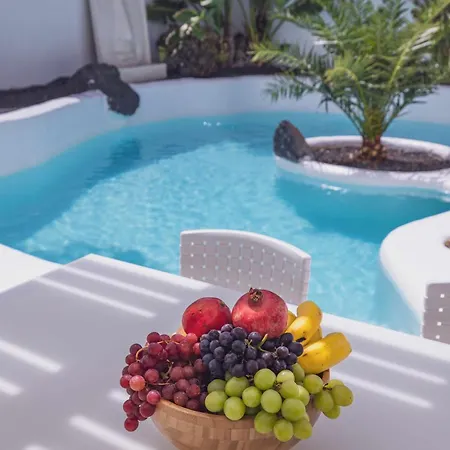Tiguaro Piscina Climat Jacuzzy Ac 9 12 * Corralejo